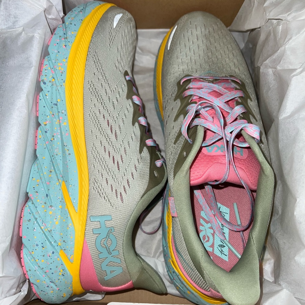 HOKA X FREE PEOPLE CLIFTON 8s